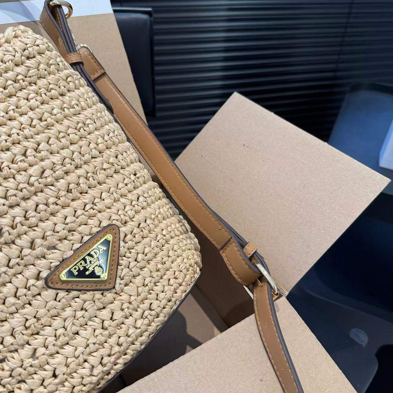 PR4DA 織りバケットバッグ【 50％割引+送料無料】