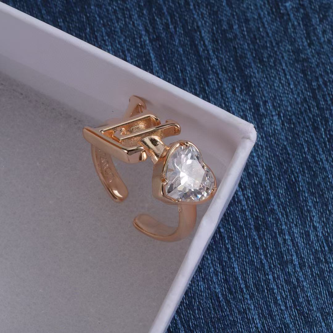 LVハートダイヤモンドリング【50％割引+送料無料】