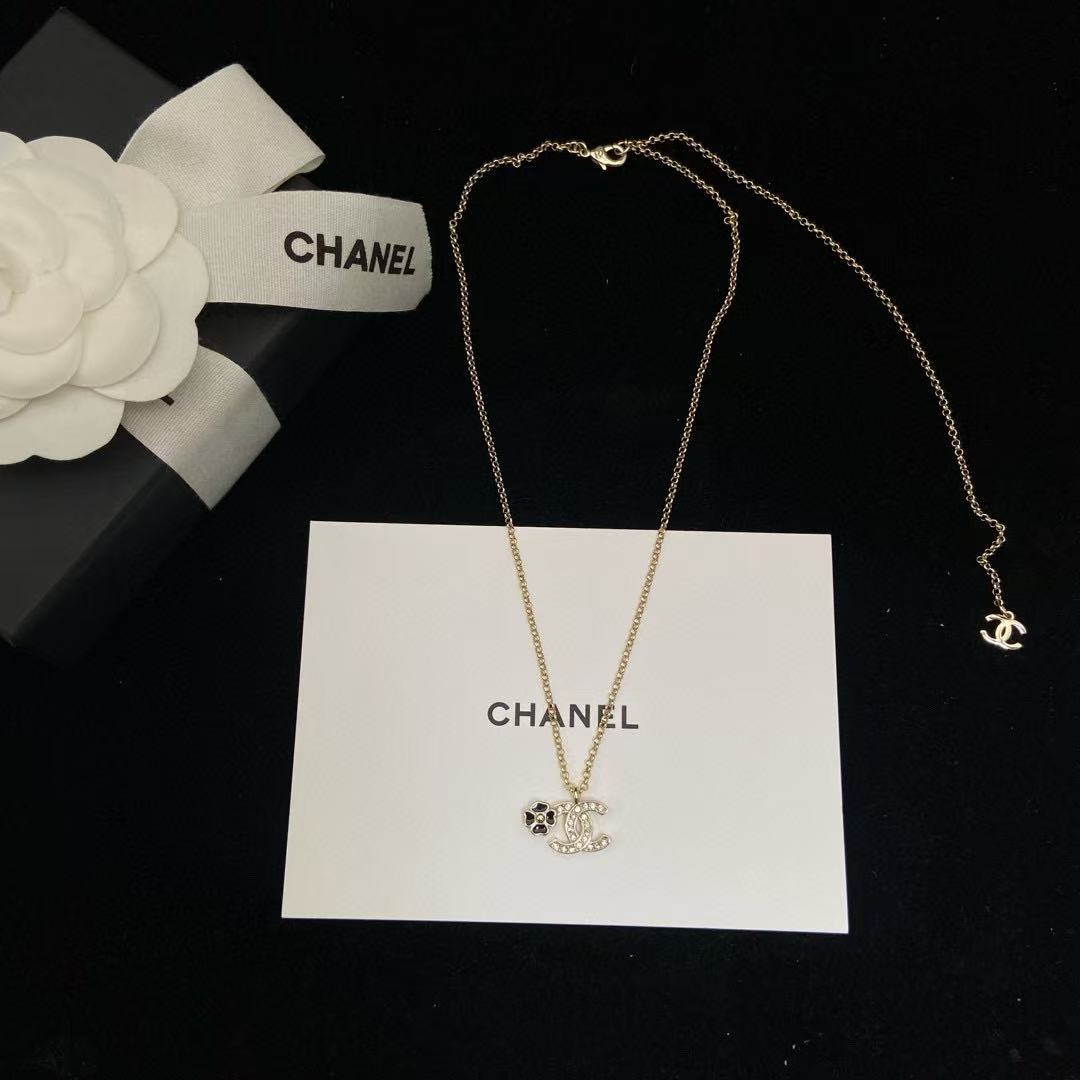CHANE1 四つ葉のクローバー ダブルCネックレス【50％割引+送料無料】