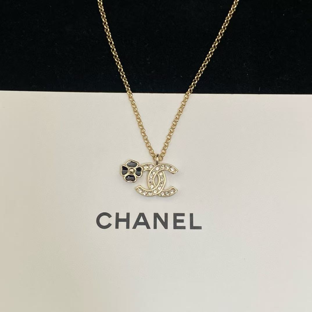 CHANE1 四つ葉のクローバー ダブルCネックレス【50％割引+送料無料】