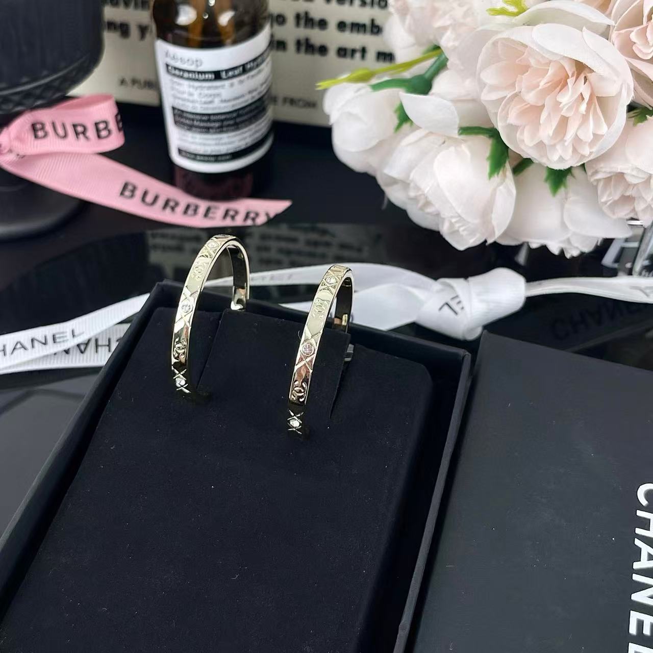 CHANE1 ダブルCイヤリング【50％割引+送料無料】