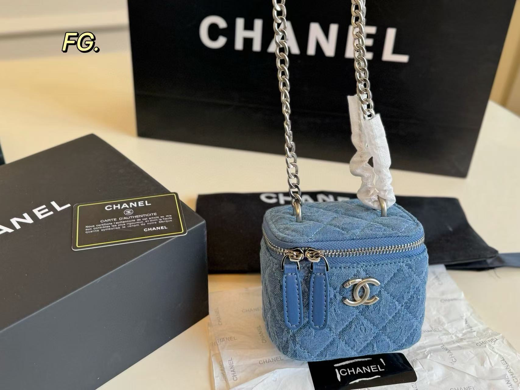 CHANE1 カメリアデニムチェーンバッグ【 50％割引+送料無料】