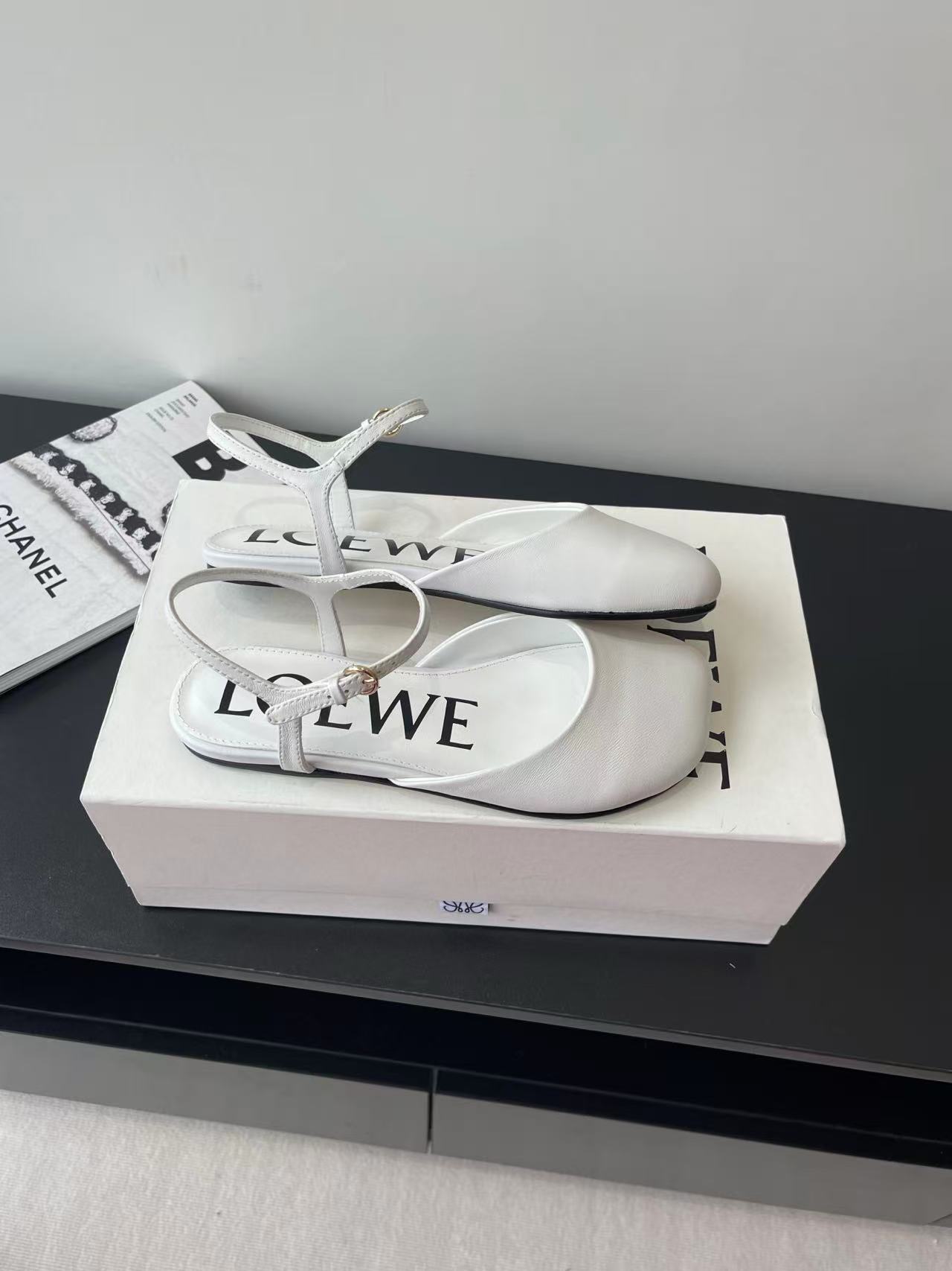 L0WEW 高品質レザーフラットシューズ【50％割引+送料無料】