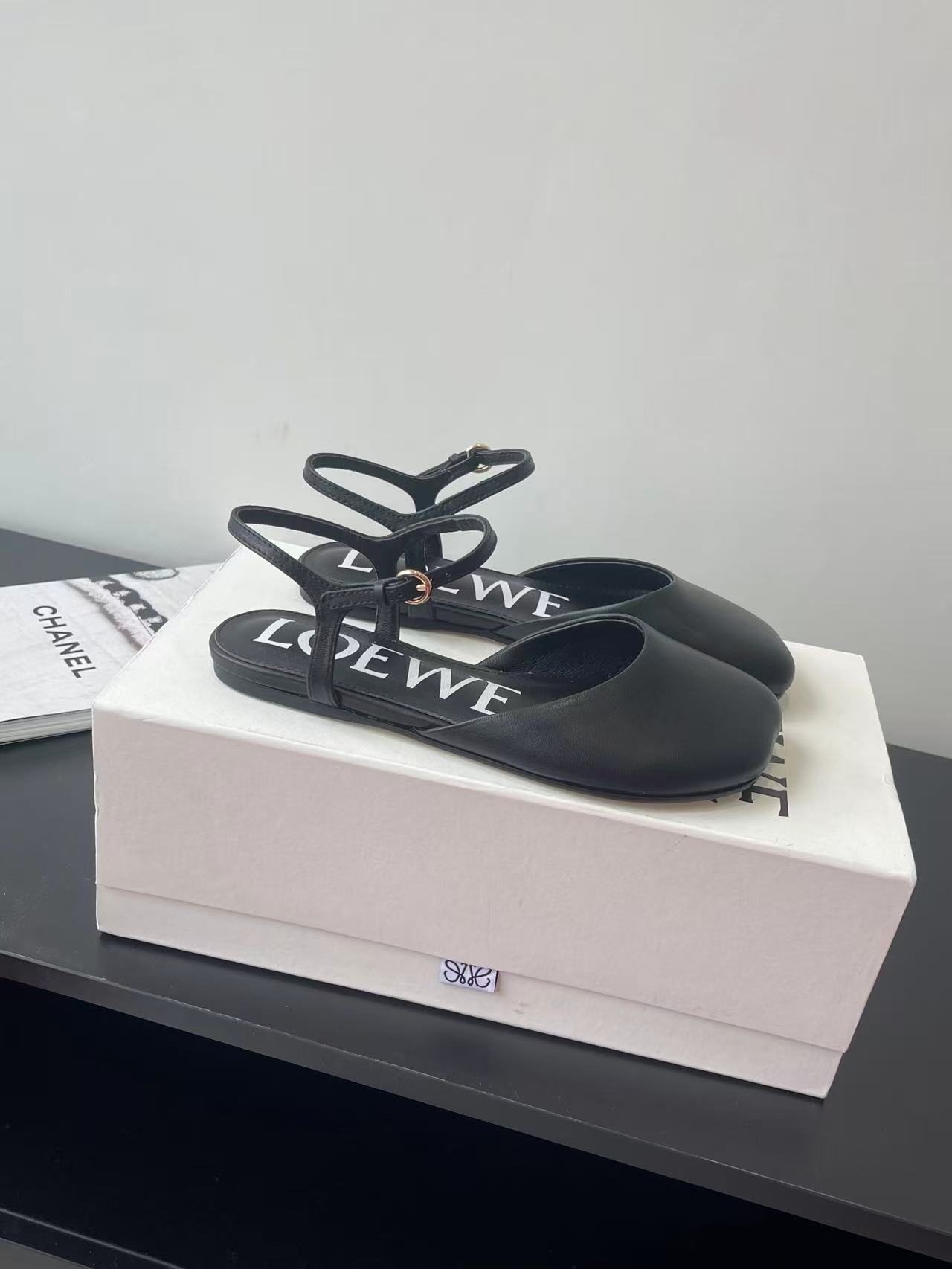 L0WEW 高品質レザーフラットシューズ【50％割引+送料無料】