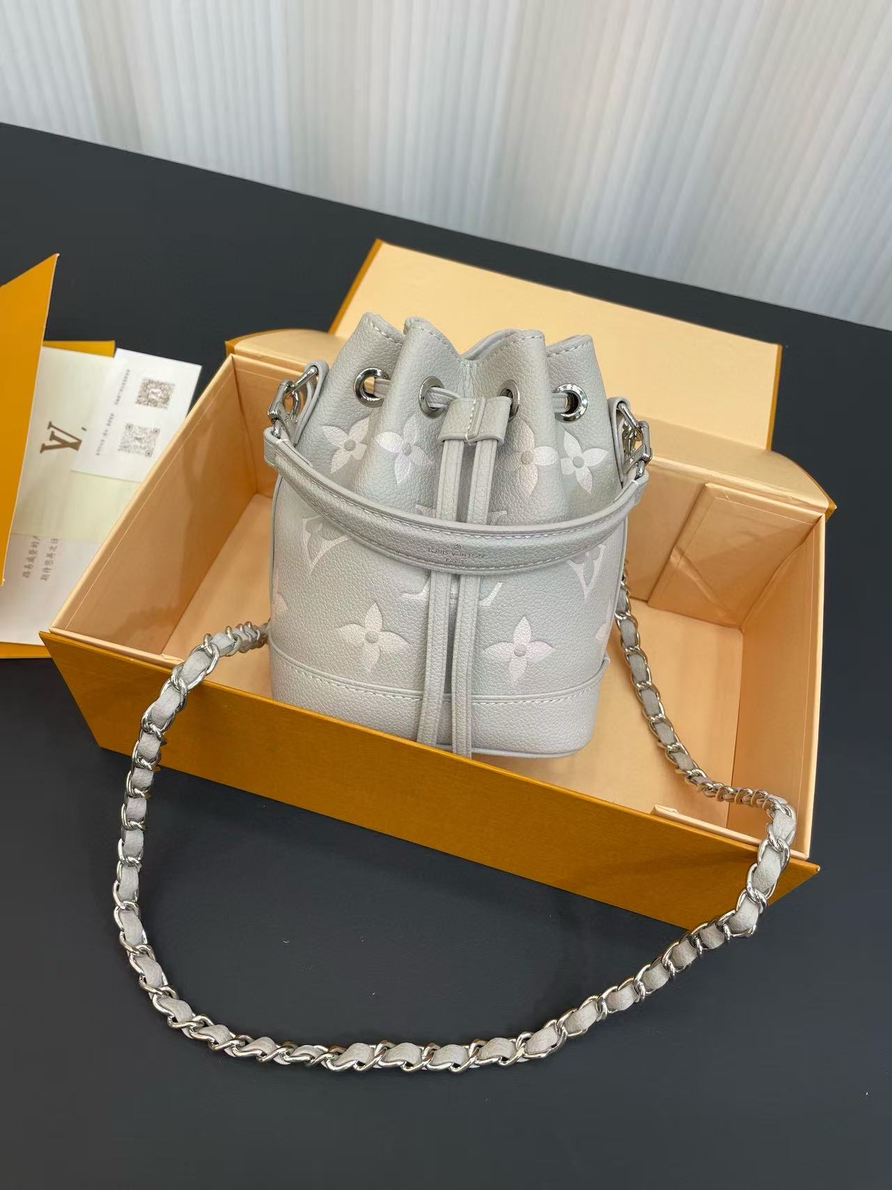 LVチェーンバケットバッグ【 50％割引+送料無料】