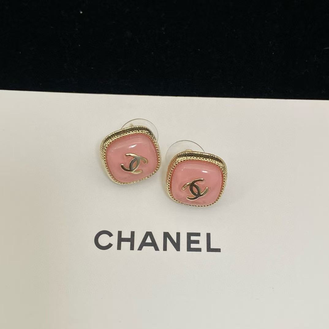 CHANE1 ピンクガラス ダブルC イヤリング【50％割引+送料無料】