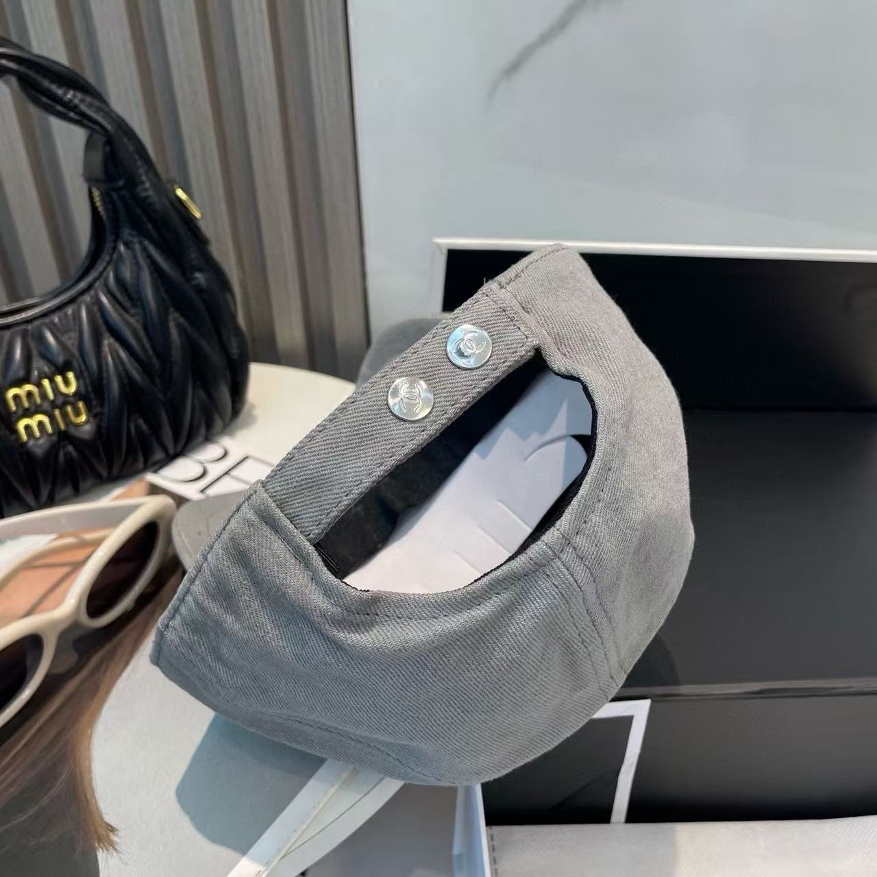 CHANE1 ダブルC デニム ベースボールキャップ【50％割引+送料無料】