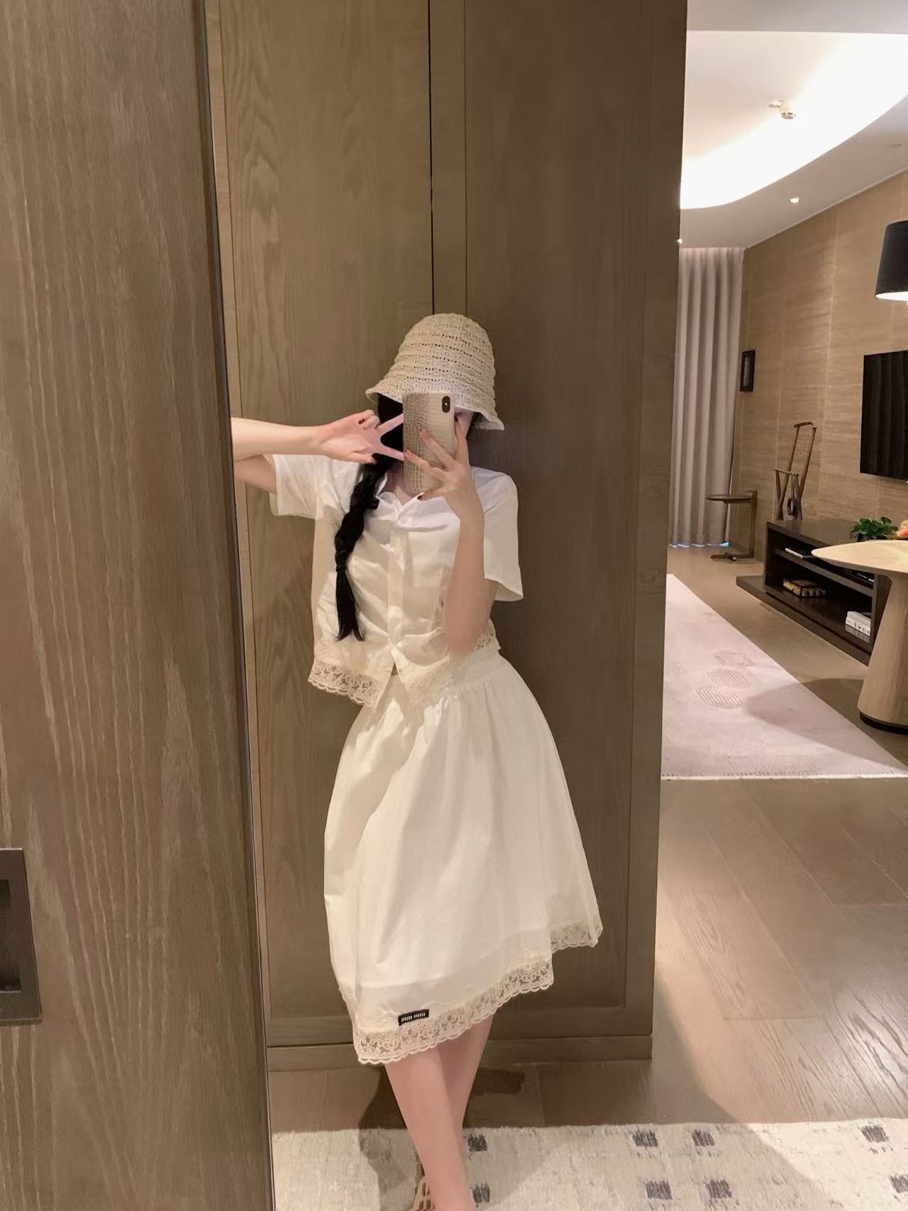 M1UM1U シンプルシャツ＋スカート ツーピースセット【 50％割引+送料無料】