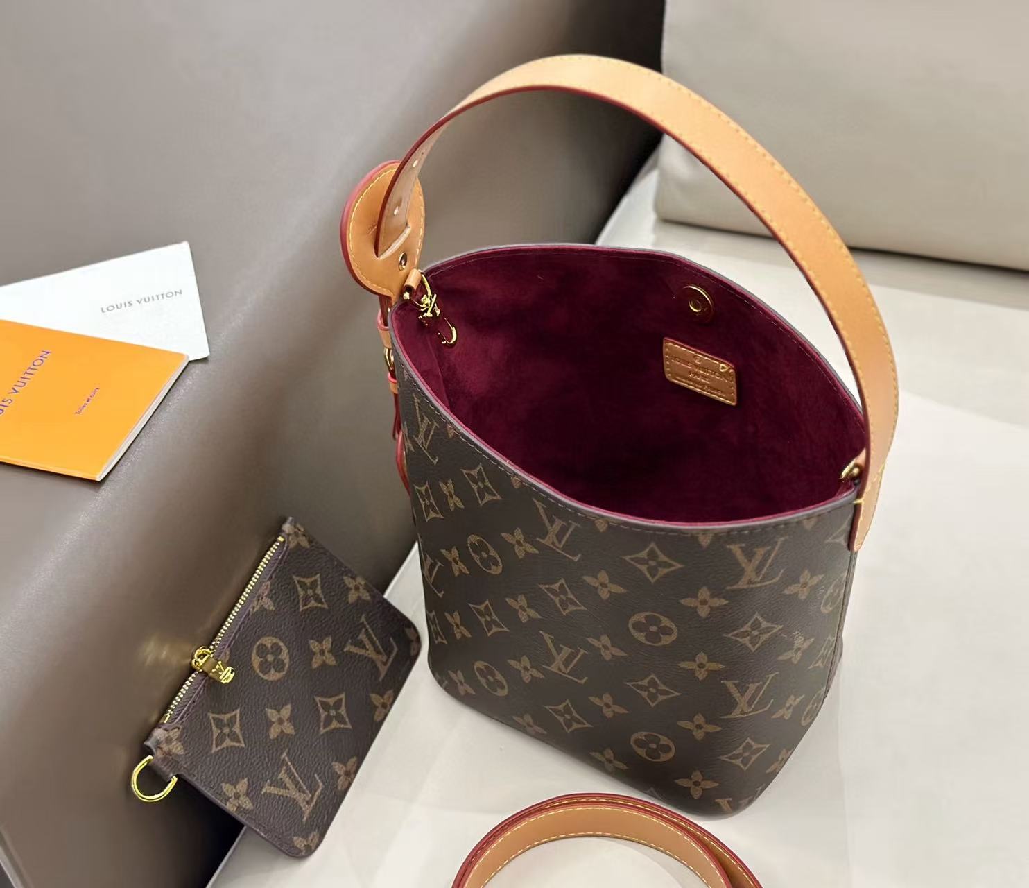 LVコンビネーション3点セット 796【 50％割引+送料無料】