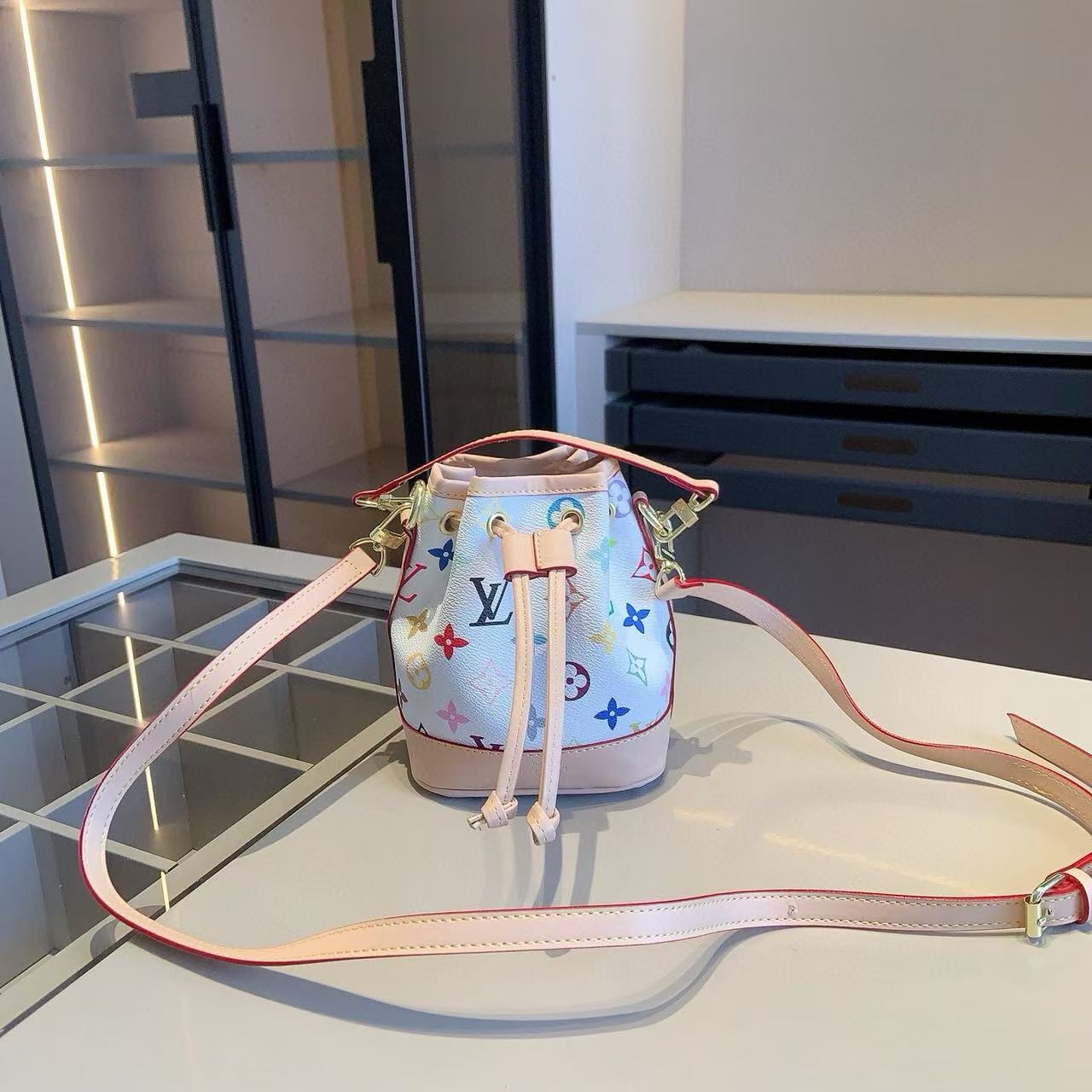 LVコンビネーション3点セットX679【 50％割引+送料無料】