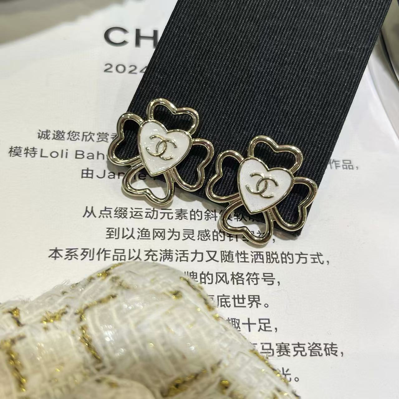 CHANE1 四つ葉のクローバー ハート イヤリング【 50％割引+送料無料】