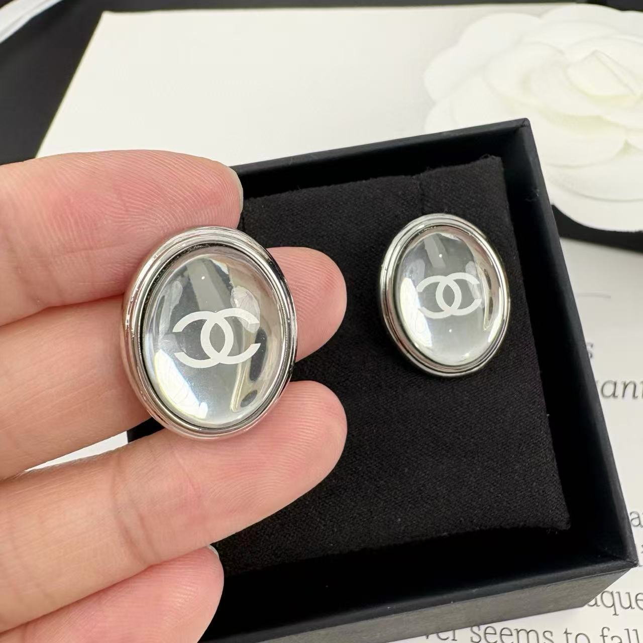 CHANE1 ミラーオーバルイヤリング【 50％割引+送料無料】