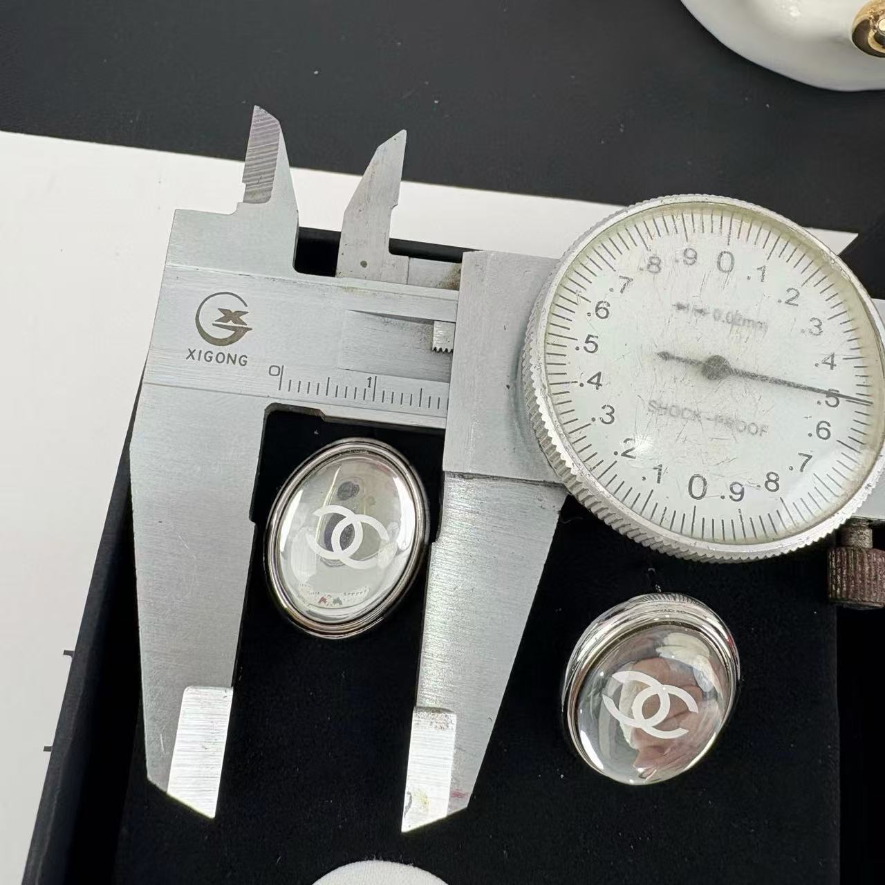 CHANE1 ミラーオーバルイヤリング【 50％割引+送料無料】