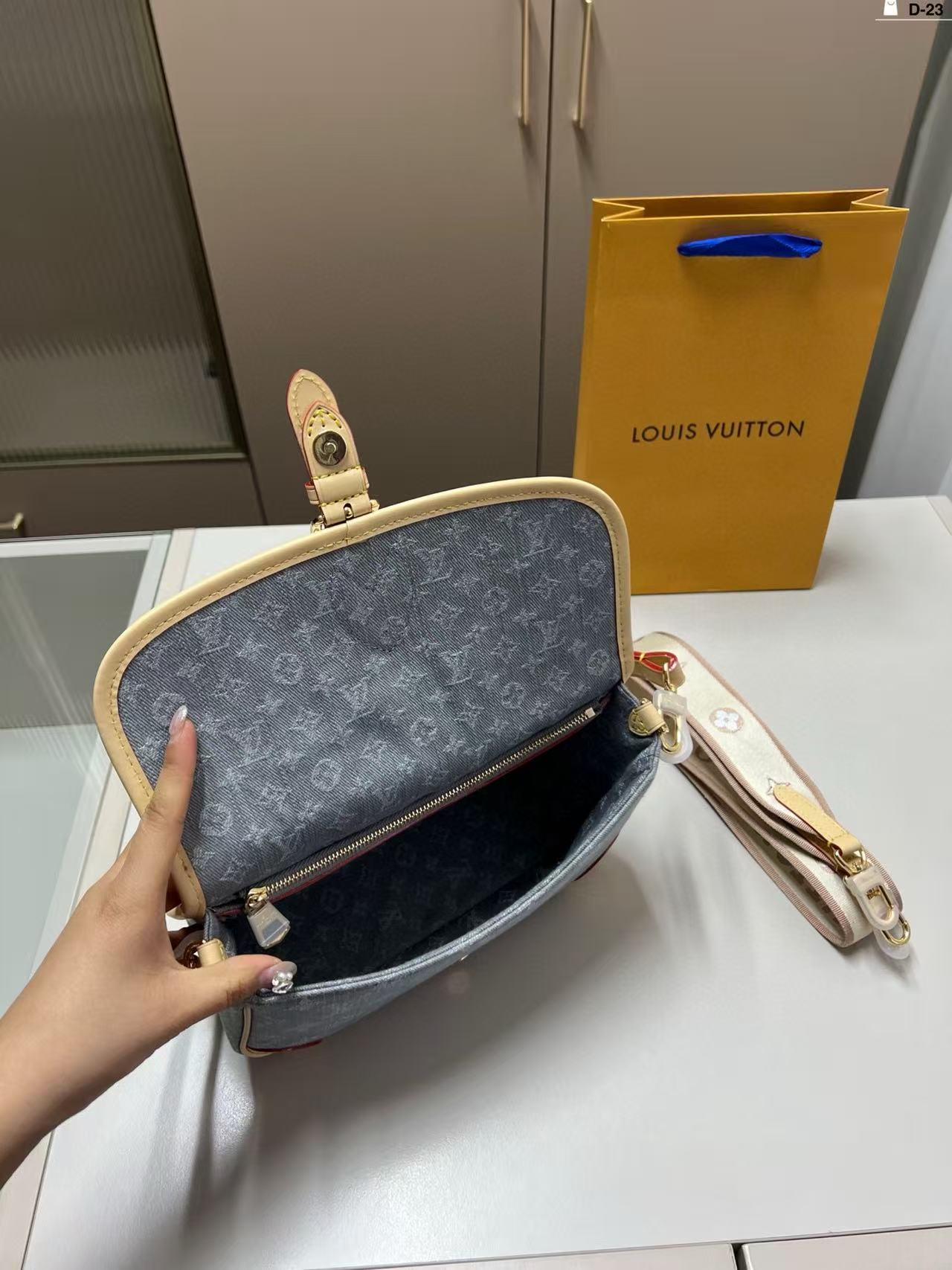 LVデニムアンダーアームバッグ【 50％割引+送料無料】