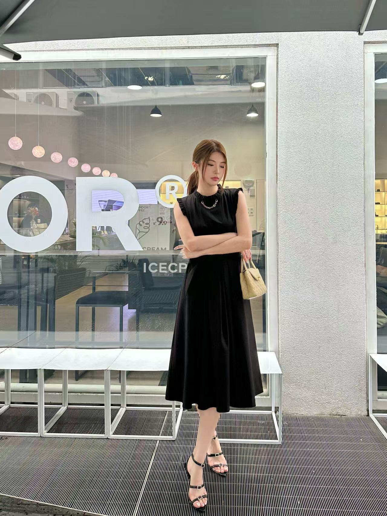 LVの高品質フリルチェーンドレス【 50％割引+送料無料】