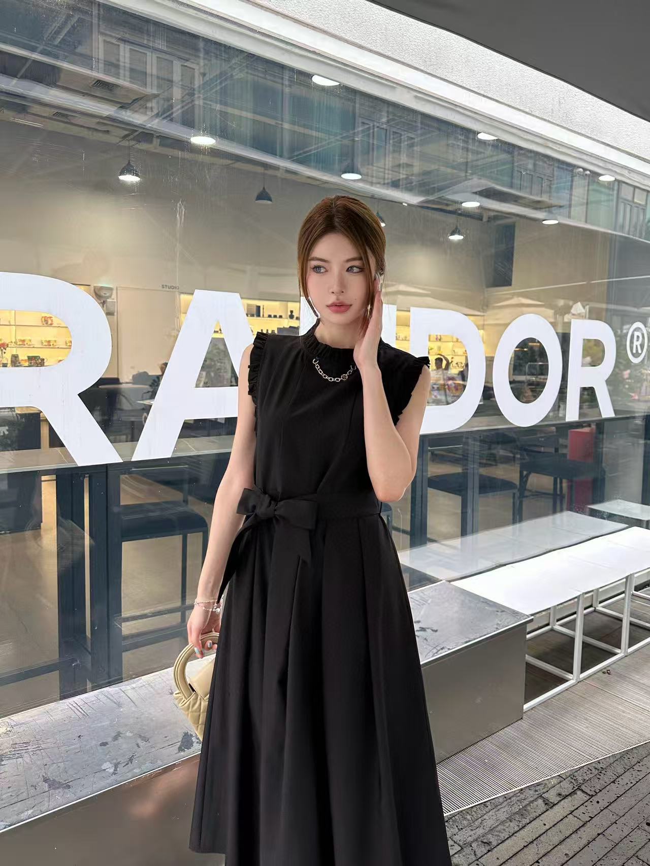 LVの高品質フリルチェーンドレス【 50％割引+送料無料】