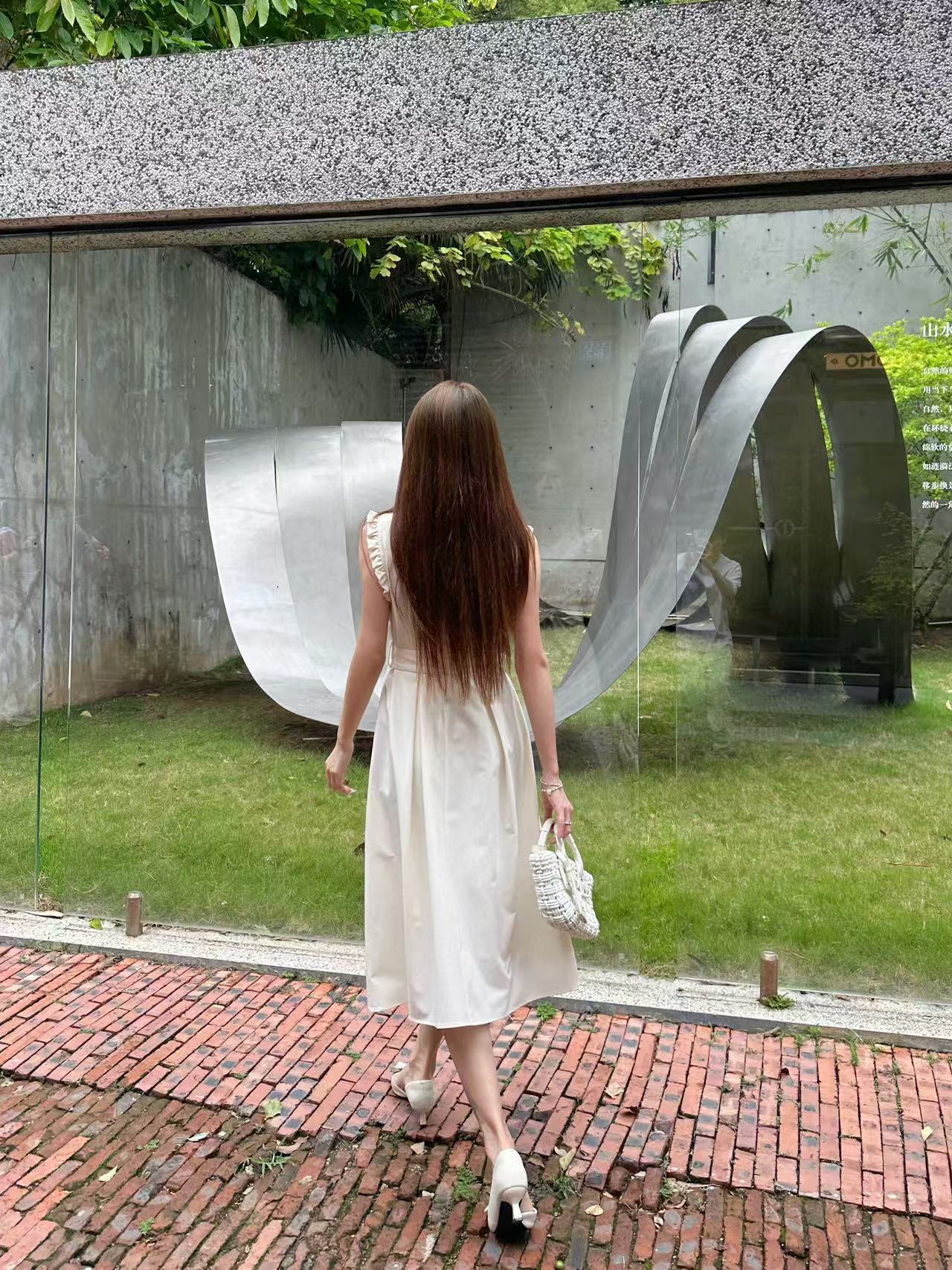 LVの高品質フリルチェーンドレス【 50％割引+送料無料】