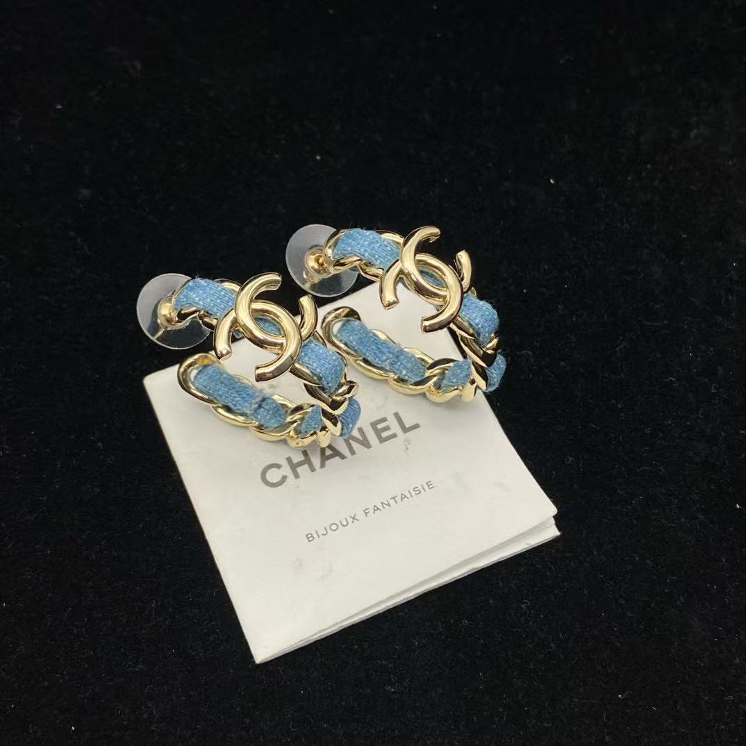 CHANE1 ダブルC ブルーイヤリング【 50％割引+送料無料】