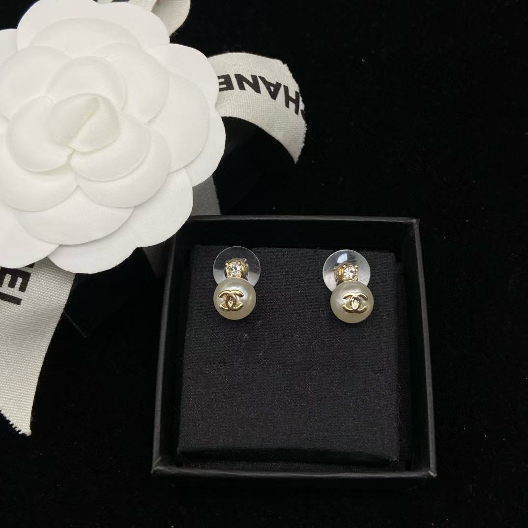 CHANE1 パールダブルCイヤリング【 50％割引+送料無料】