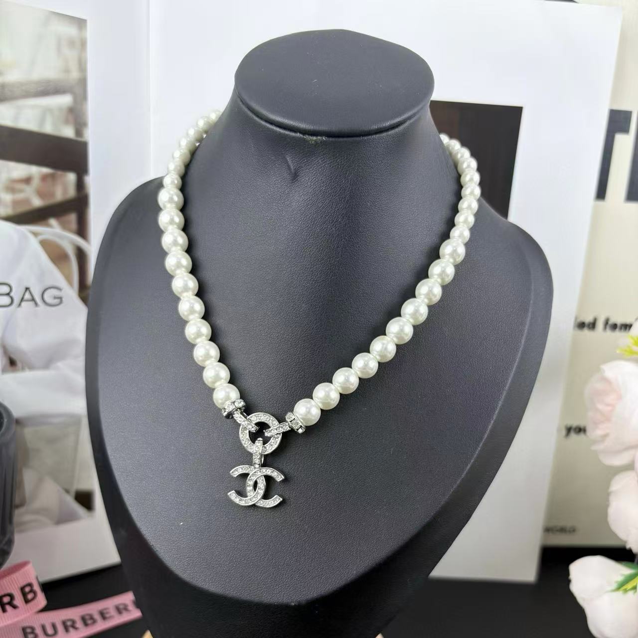 CHANE1 ダブルC パール＆ダイヤモンドネックレス【 50％割引+送料無料】