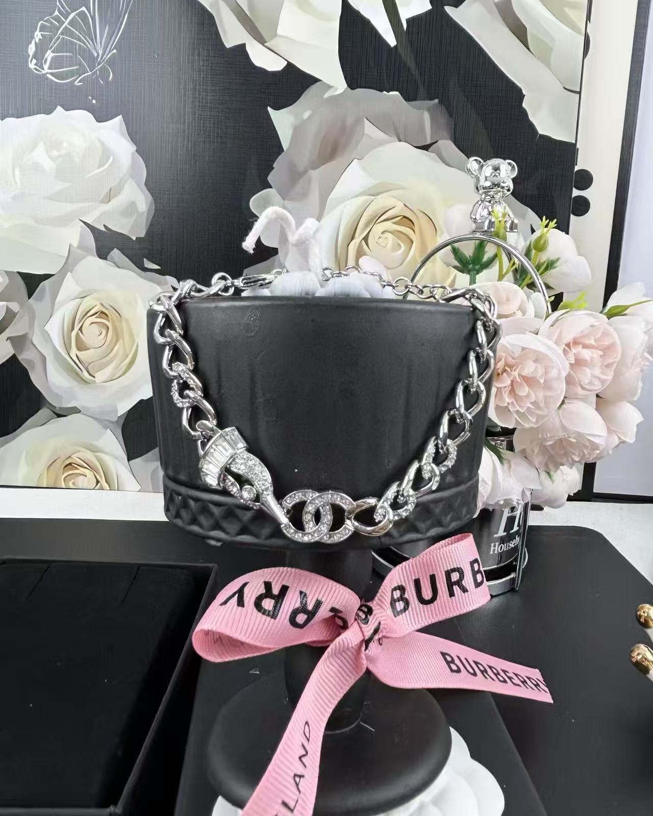 CHANE1 バード ダブルC ダイヤモンド ブレスレット【 50％割引+送料無料】