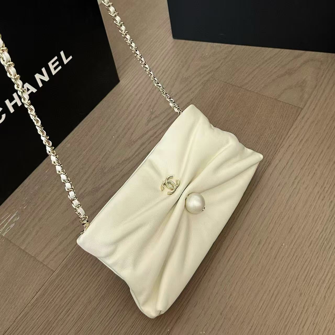 CHANE1 パールチェーンバッグ【 50％割引+送料無料】