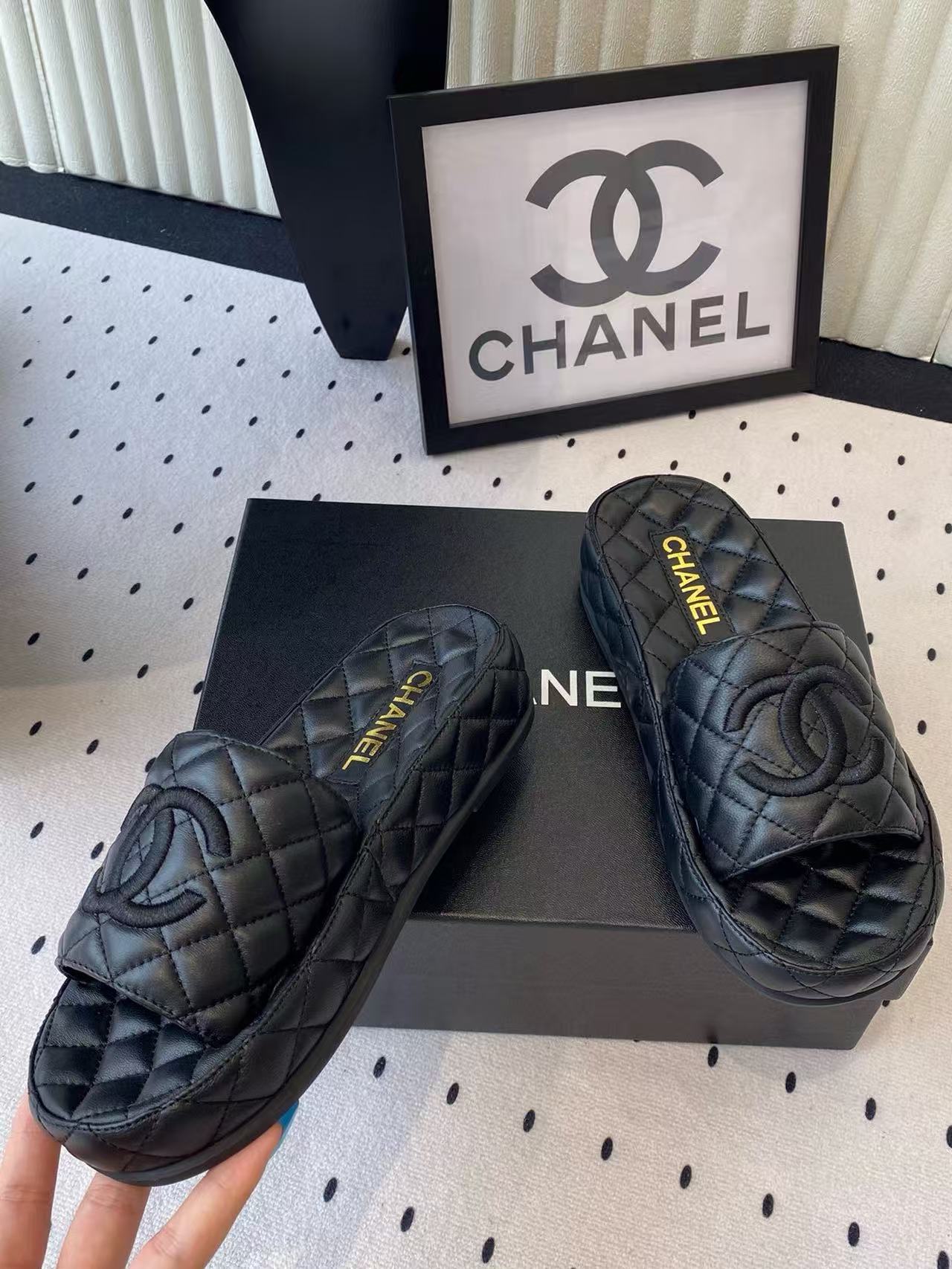 CHANE1 高品質ダブルCシープスキンスリッパ【50％割引+送料無料】
