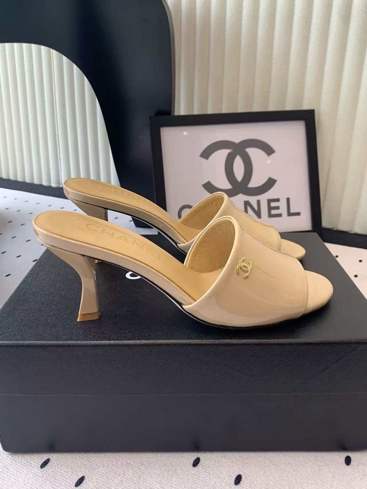 CHANE1 高品質パテントレザーハイヒールサンダル【50％割引+送料無料】