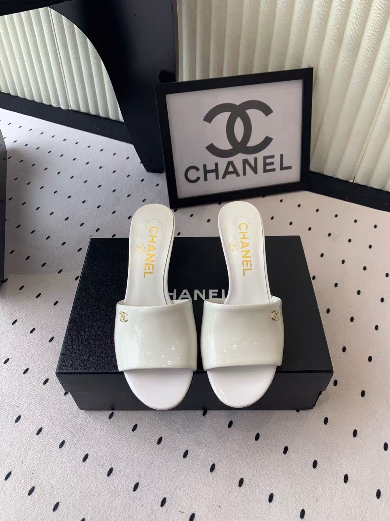 CHANE1 高品質パテントレザーハイヒールサンダル【50％割引+送料無料】