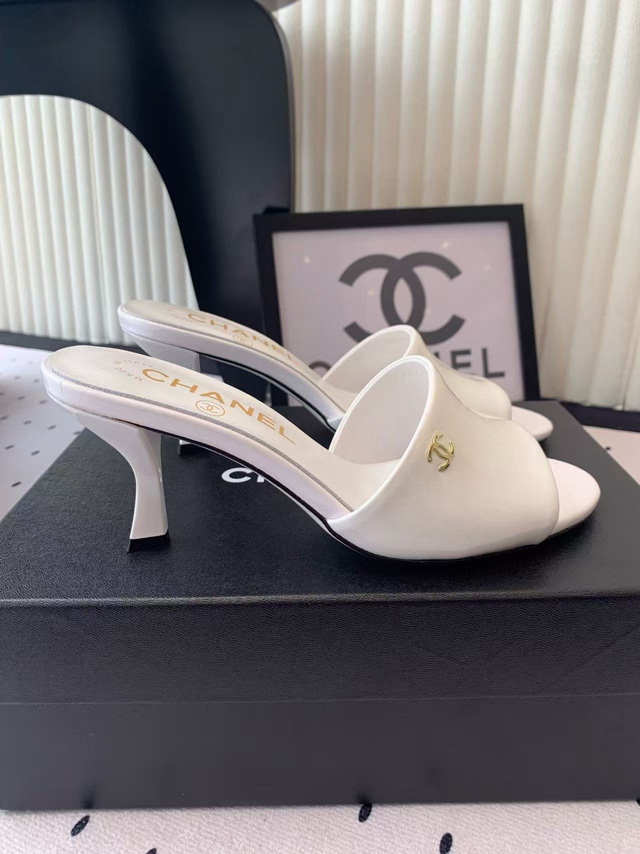 CHANE1 高品質パテントレザーハイヒールサンダル【50％割引+送料無料】