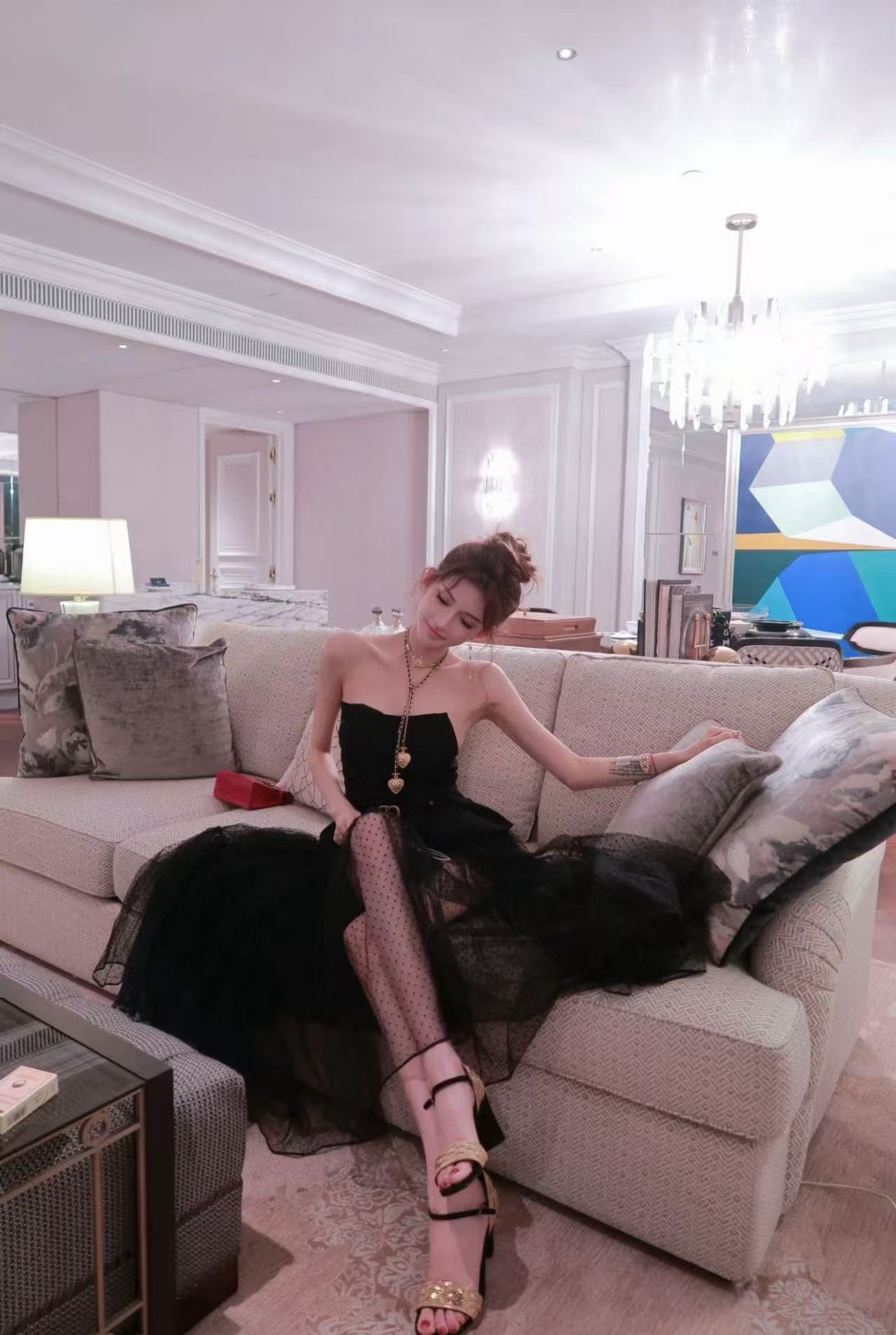 CHANE1 高品質ダブルCハイヒール【50％割引+送料無料】