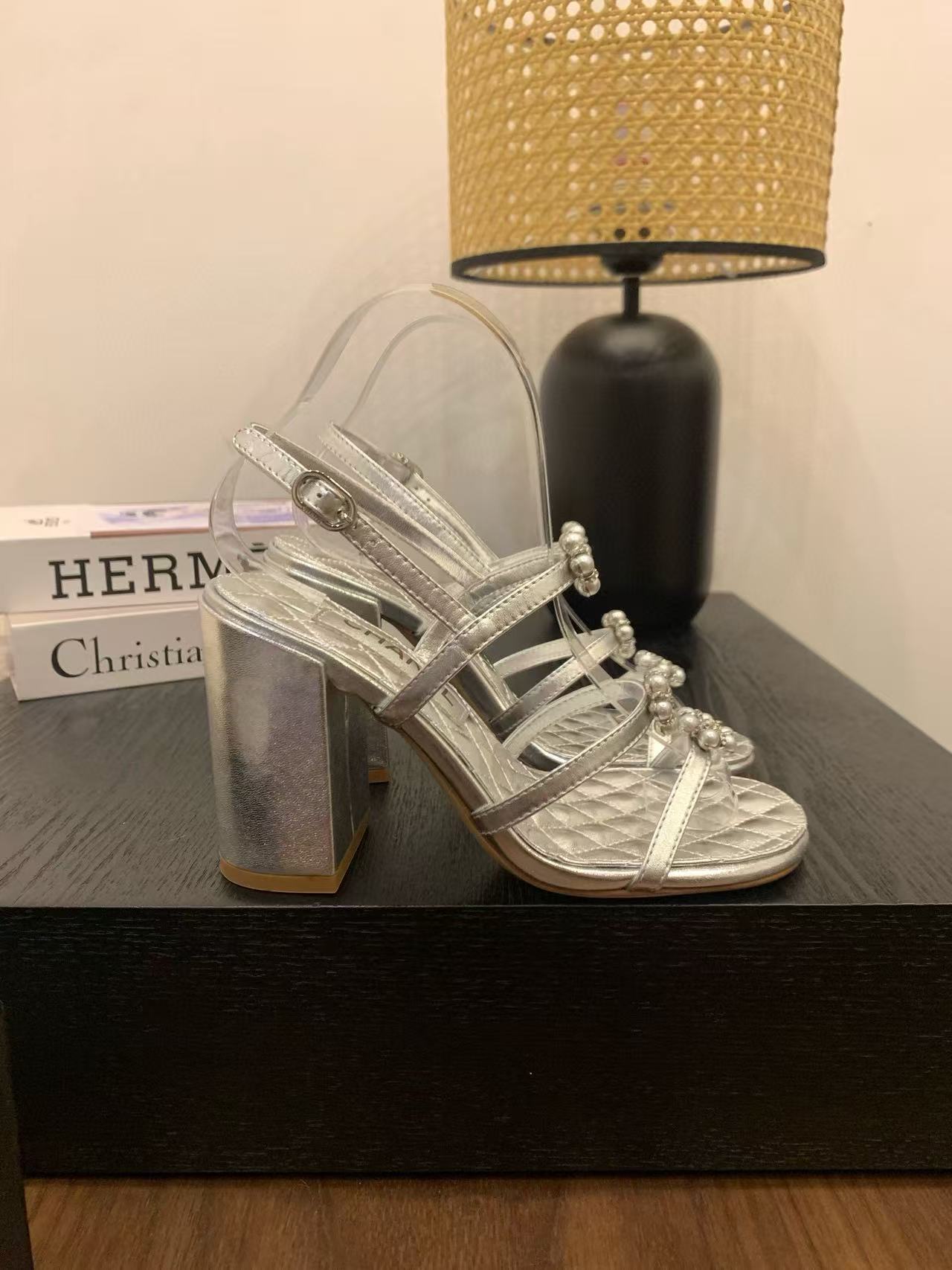 CHANE1 高品質パールフラワーハイヒールサンダル【50％割引+送料無料】