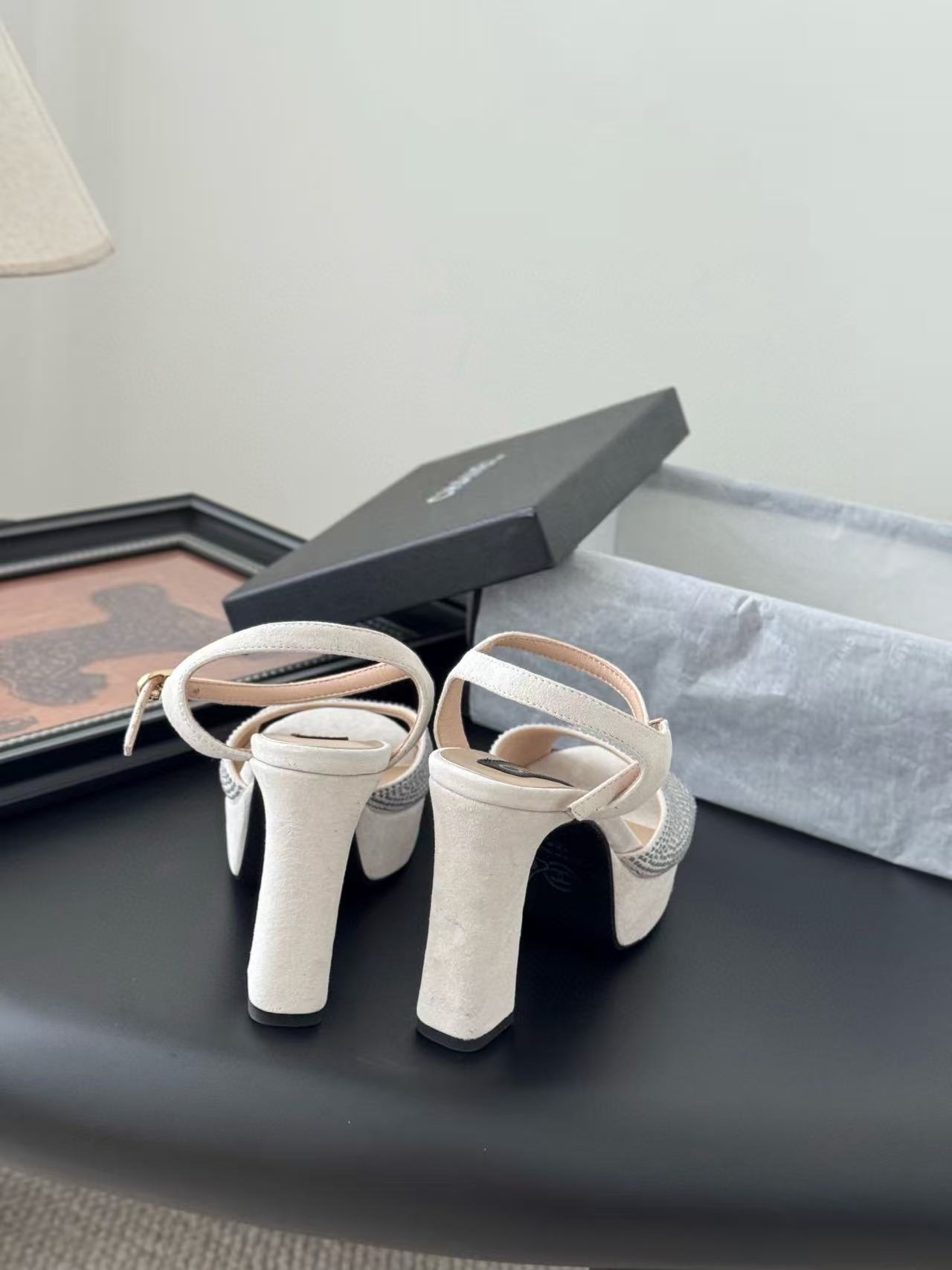 CHANE1 高品質防水プラットフォームホットダイヤモンドサンダル【50％割引+送料無料】