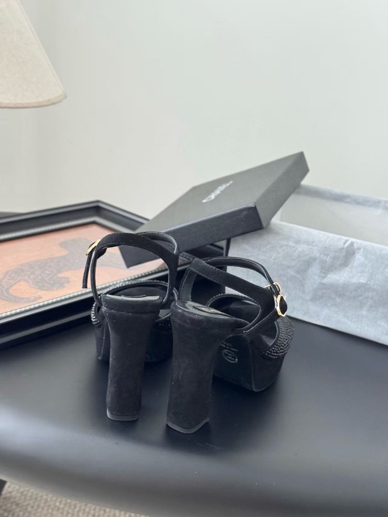 CHANE1 高品質防水プラットフォームホットダイヤモンドサンダル【50％割引+送料無料】