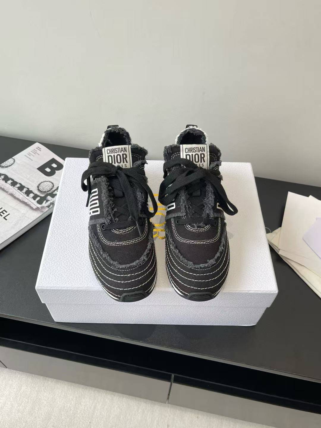 DI0Rの高品質スケッチスニーカー【50％割引+送料無料】