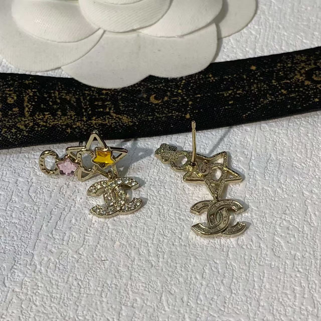 CHANE1 カラフルな五芒星のイヤリング【50％割引+送料無料】