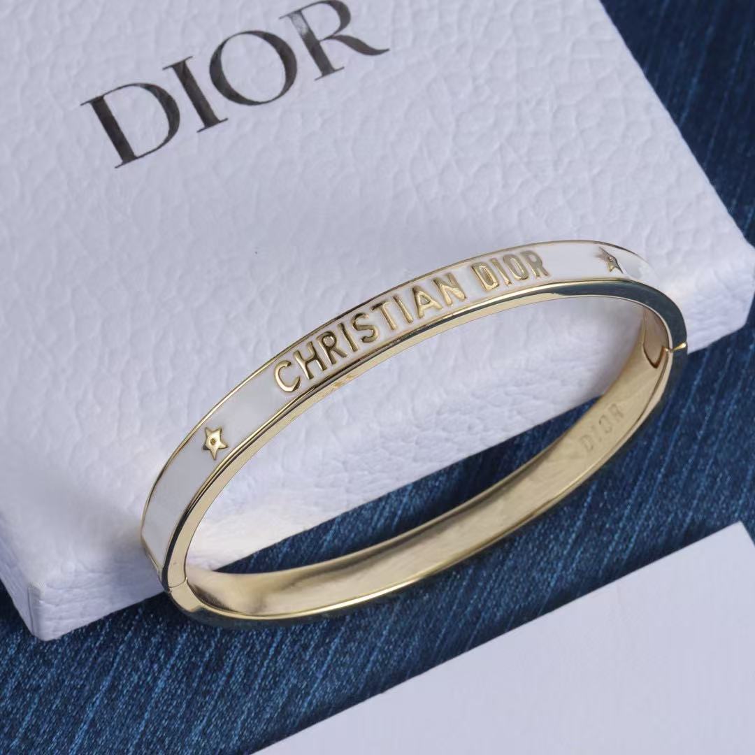 DI0R ホワイトレターブレスレット【50％割引+送料無料】