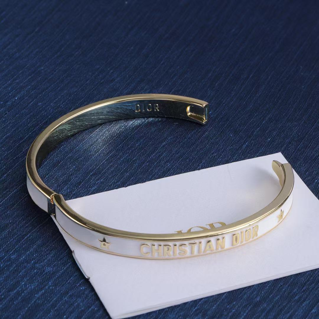 DI0R ホワイトレターブレスレット【50％割引+送料無料】