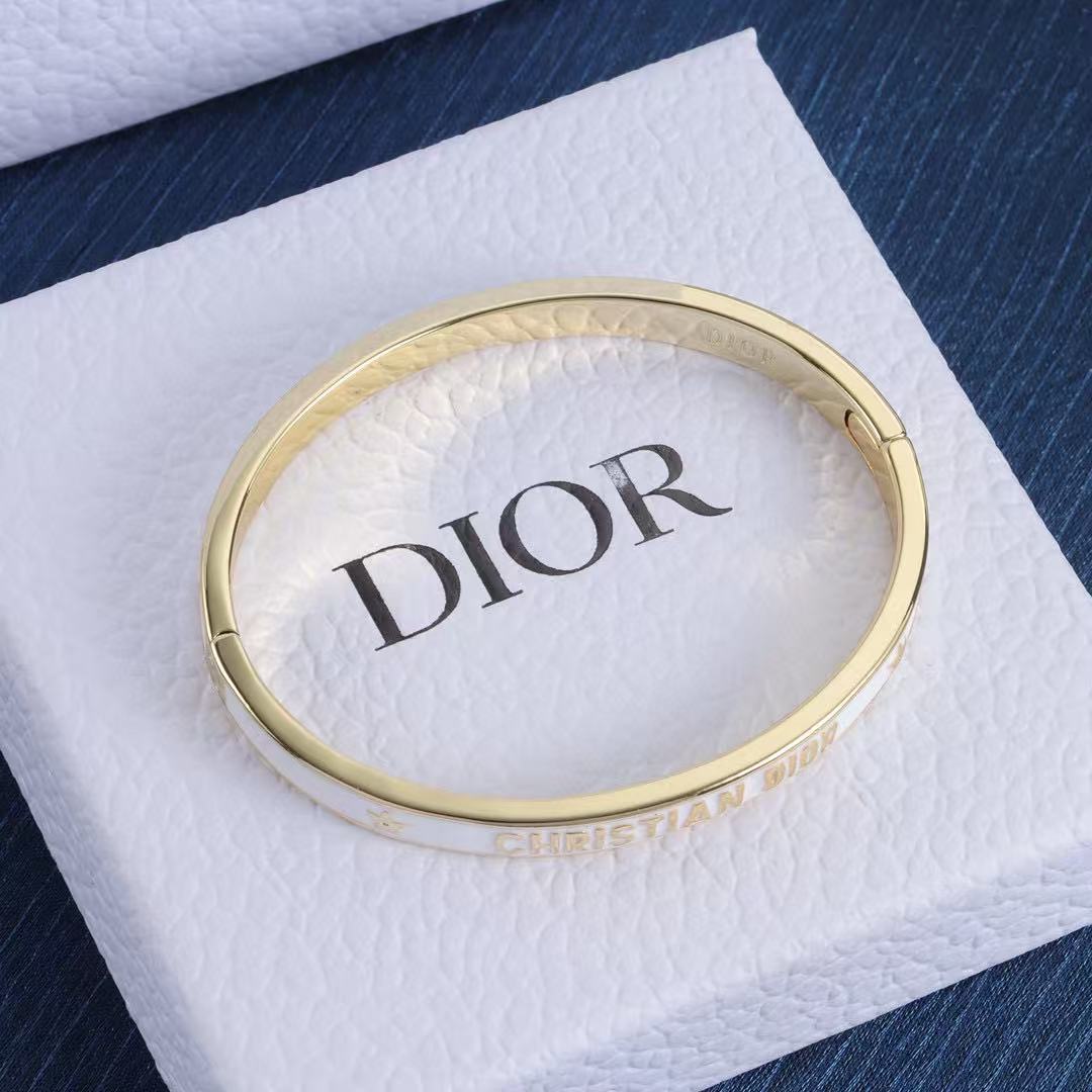 DI0R ホワイトレターブレスレット【50％割引+送料無料】