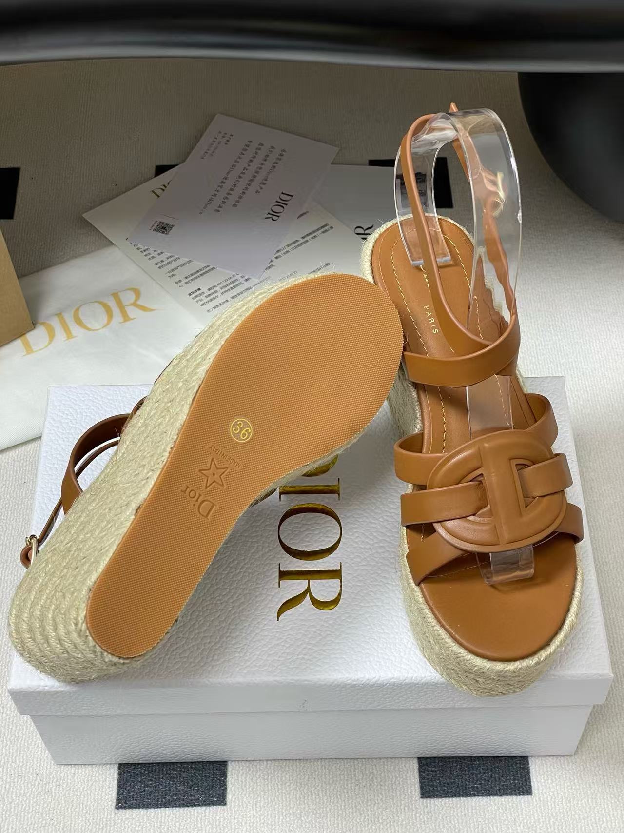 LVの高品質中空編みサンダル【50％割引+送料無料】