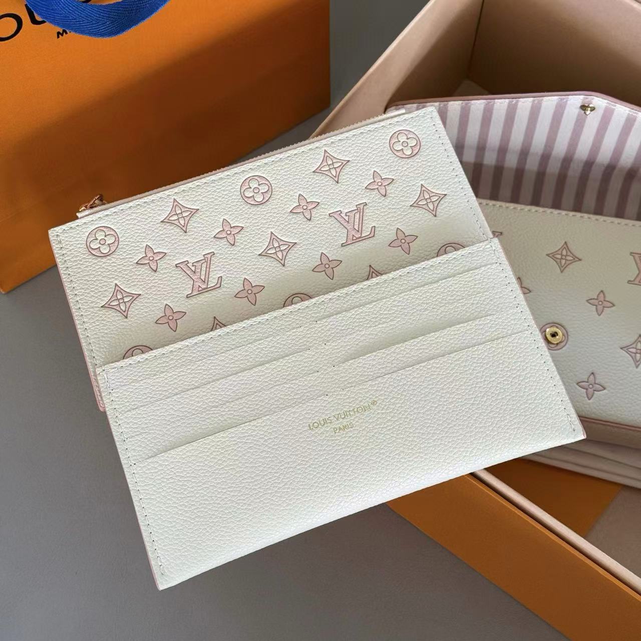 LVチェーンアンダーアームバッグ【 50％割引+送料無料】