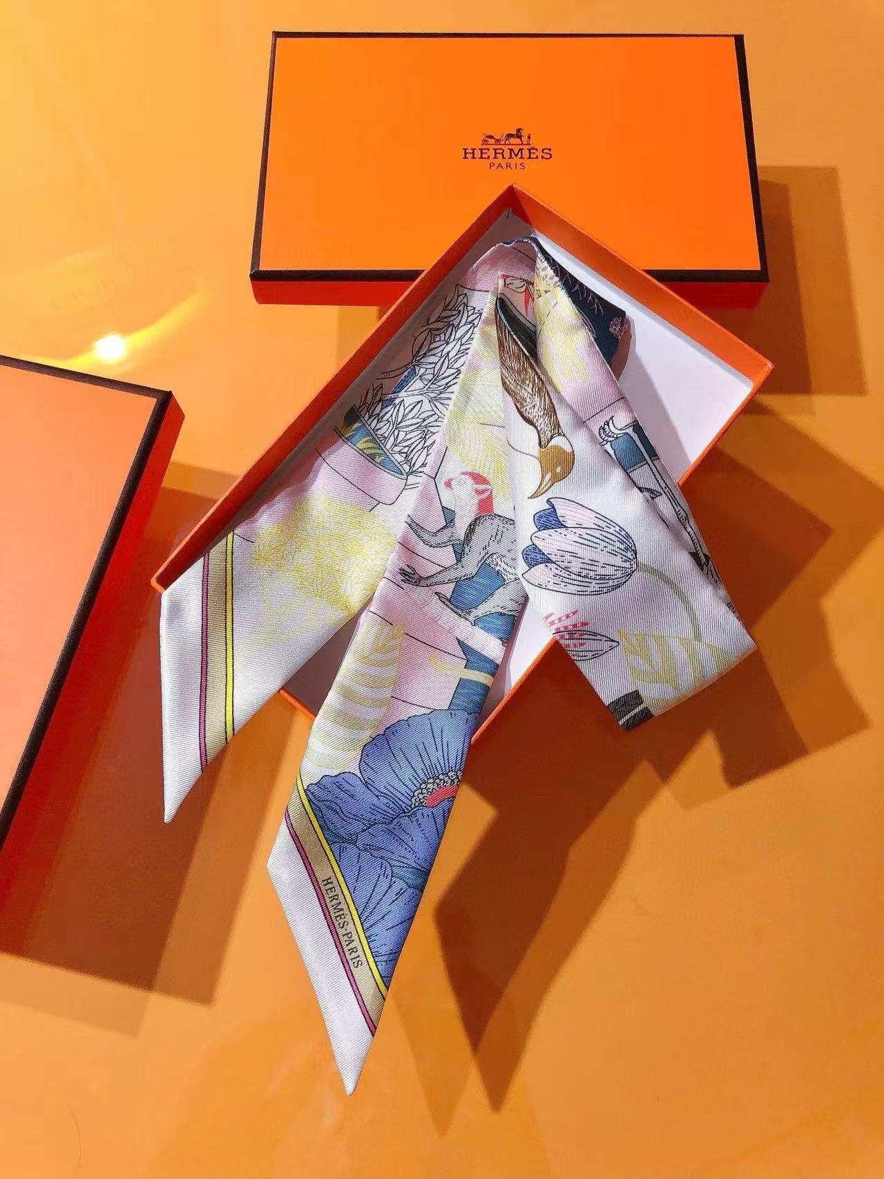 HERME5の高品質プリントシルクスカーフ【 50％割引+送料無料】