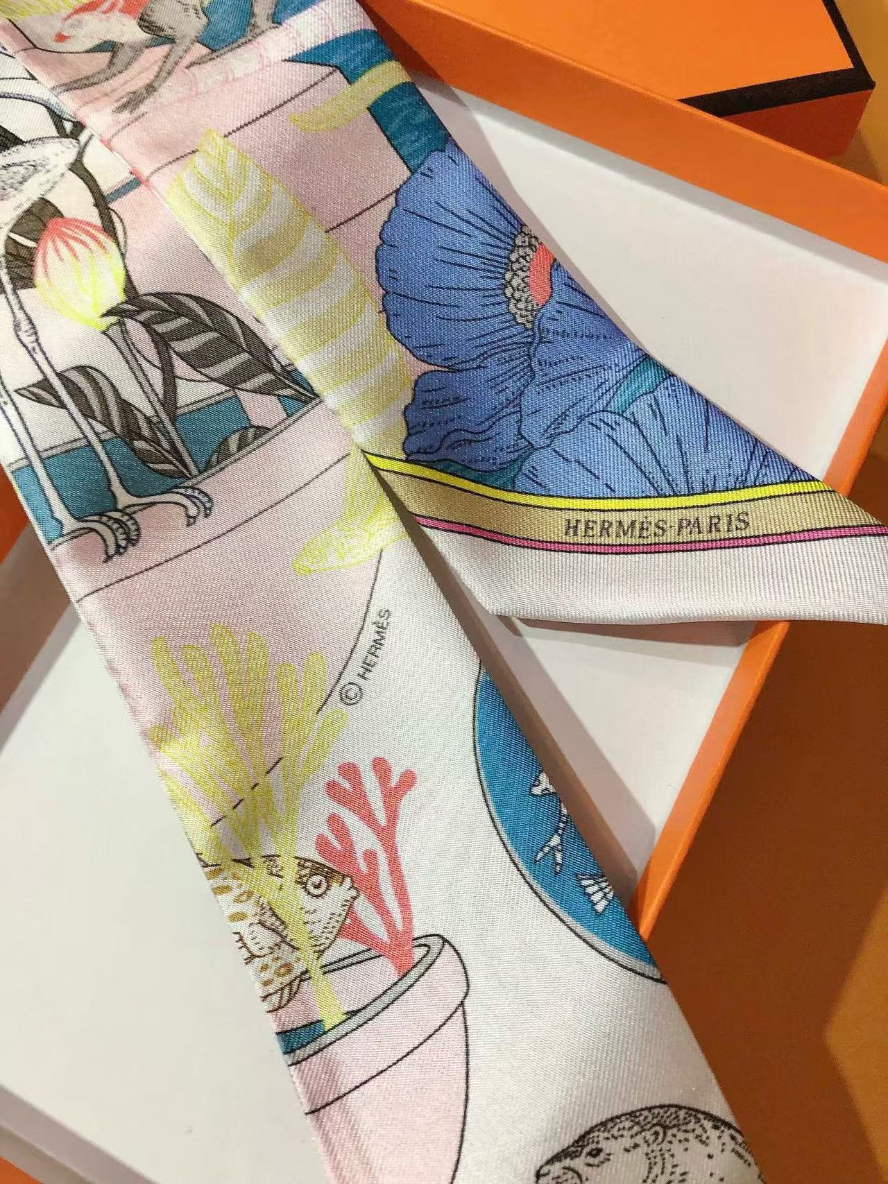HERME5の高品質プリントシルクスカーフ【 50％割引+送料無料】