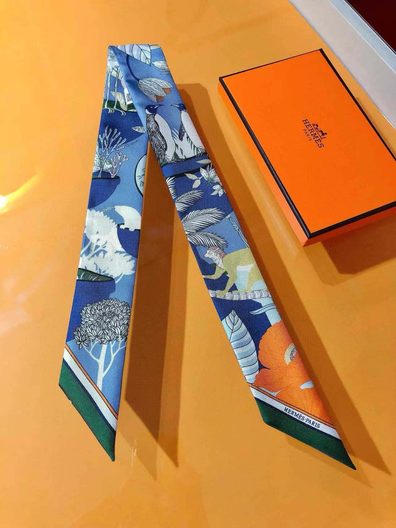 HERME5の高品質プリントシルクスカーフ【 50％割引+送料無料】