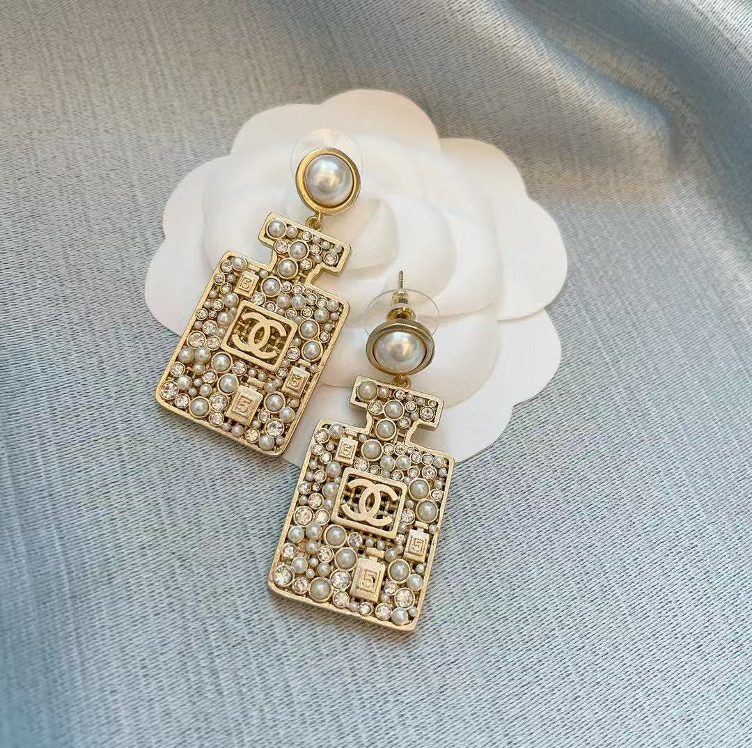 CHANE1 パール パフュームボトル イヤリング【 50％割引+送料無料】