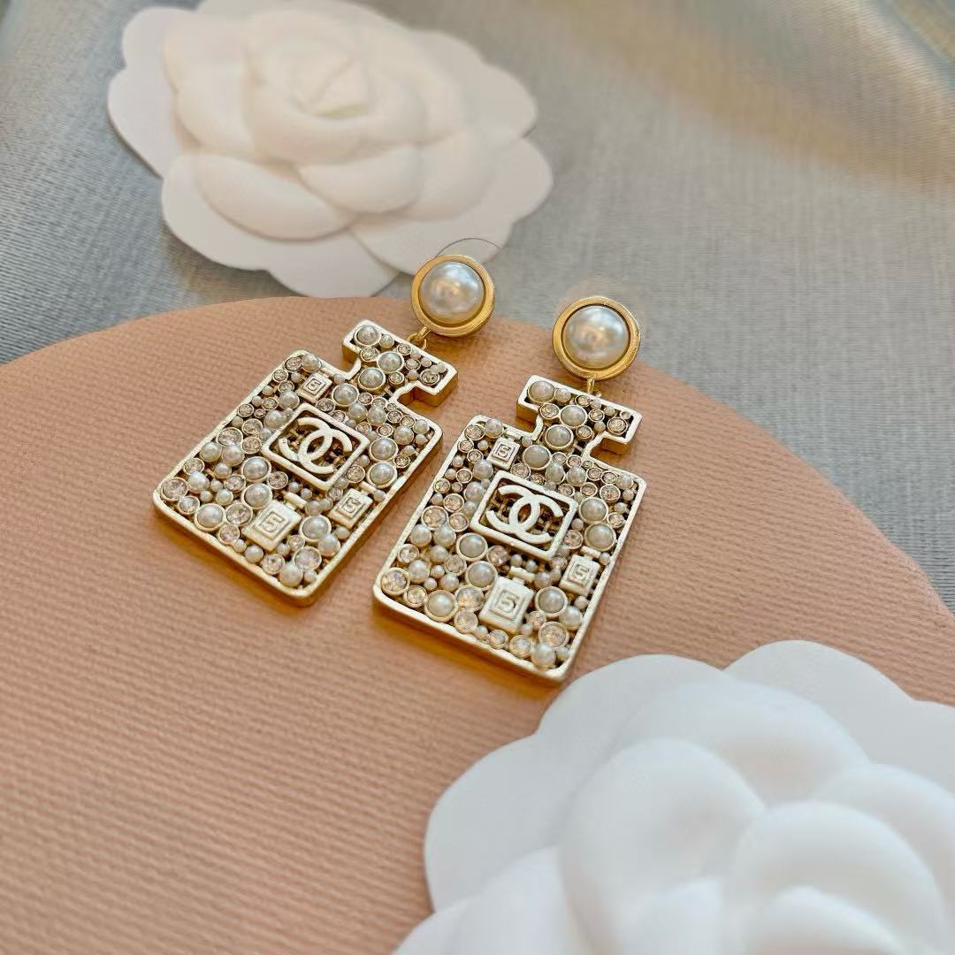 CHANE1 パール パフュームボトル イヤリング【 50％割引+送料無料】