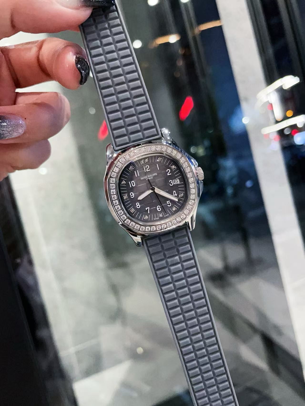 PATEK PH1LIPPEダイヤモンドレディースウォッチ【50％割引+送料無料】