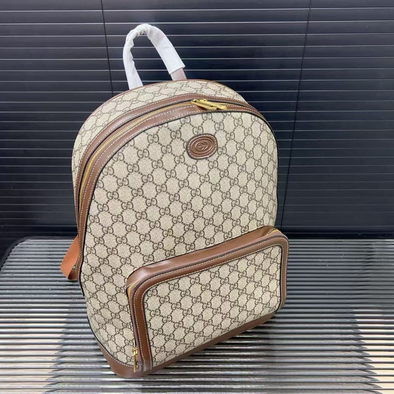 GUCC1 プリントバックパック【 50％割引+送料無料】