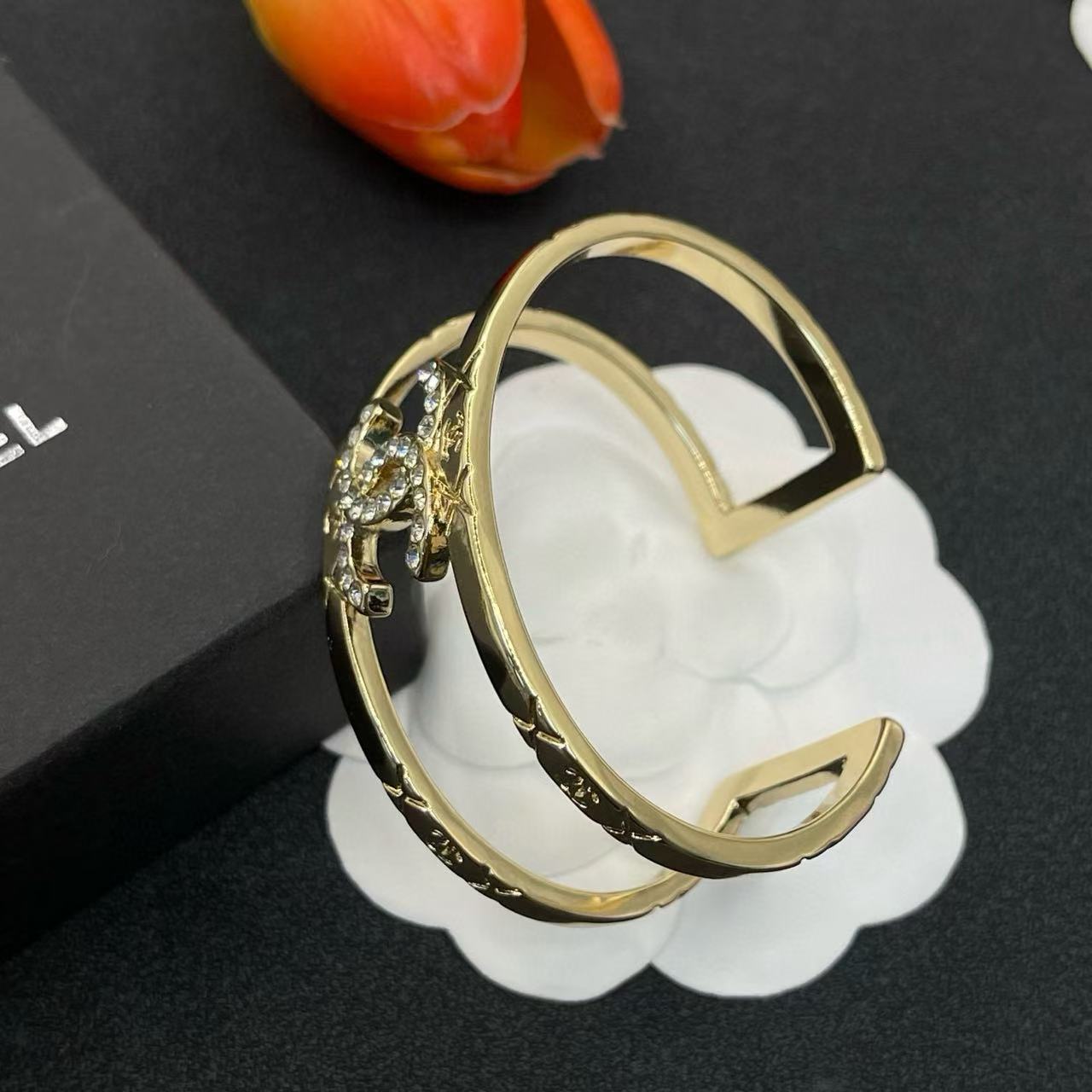 CHANE1 ダブルCブレスレット【 50％割引+送料無料】