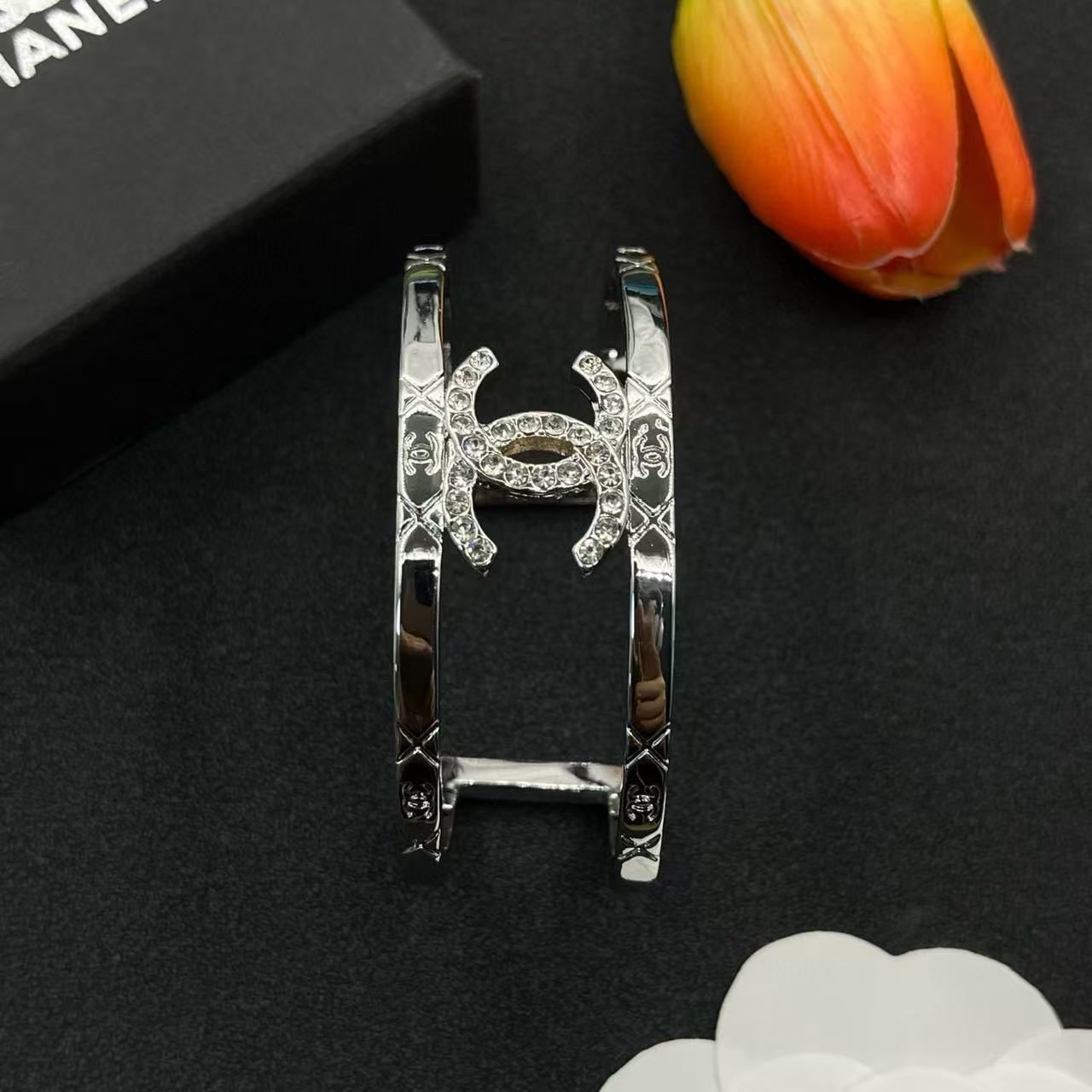 CHANE1 ダブルCブレスレット【 50％割引+送料無料】